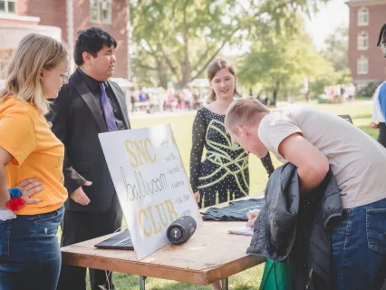 Involvement Fair_0782