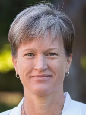 laurie macdiarmid
