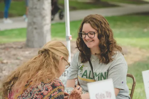 Alums gather at St. Norbert College