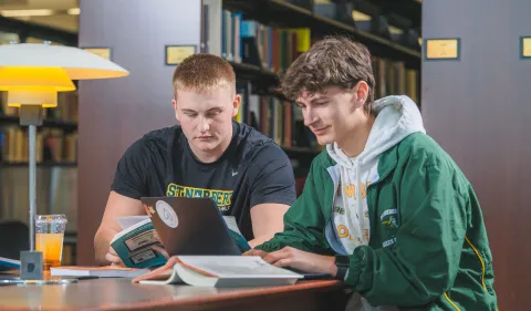 SNC students studying in Mulva Library