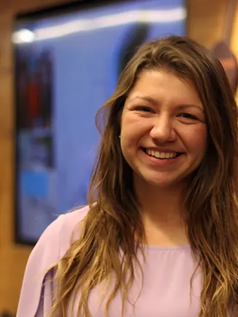 Portrait of student Amy Holzer