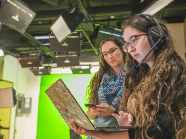 Communication Major Knight News