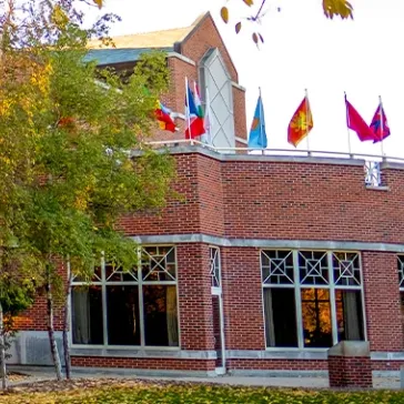 Philosophy Class Partners With Applicants on Path to Citizenry