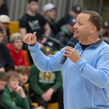 NFL Player Inspires SNC Student-Athletes