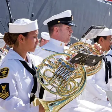 Alumni Profile/Musician Finds His Place in the Band