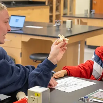 Elementary Students Get a Crash-course in Human Anatomy