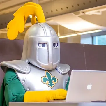Life Goes On(line): SNC Students Get Back to Their Studies After Spring Break