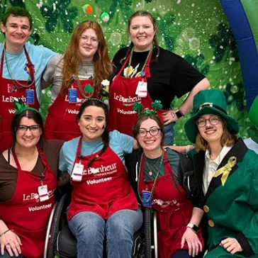 Cancer Survivor Co-Leads Service Trip to Tennessee Children’s Hospital