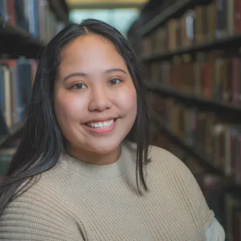 Portrait of student Kelli Barta